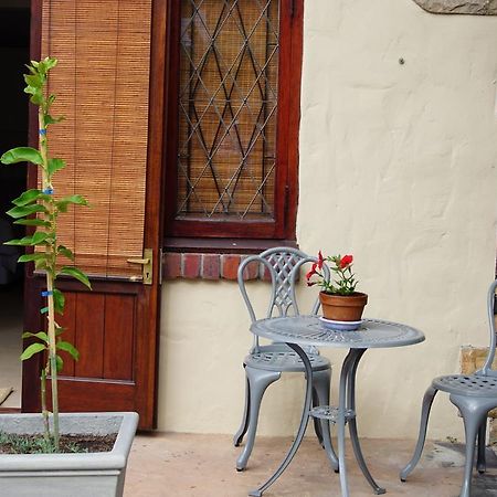 Two Door Cottage Kaapstad Kamer foto